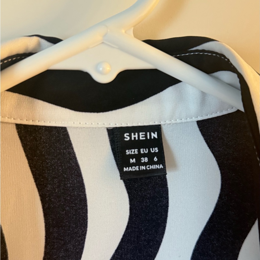 SHEIN Monochrome Zebra Pattern Blouse